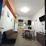 Deliziosa House - *